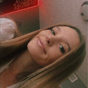 Meet your Posher, Katelyn